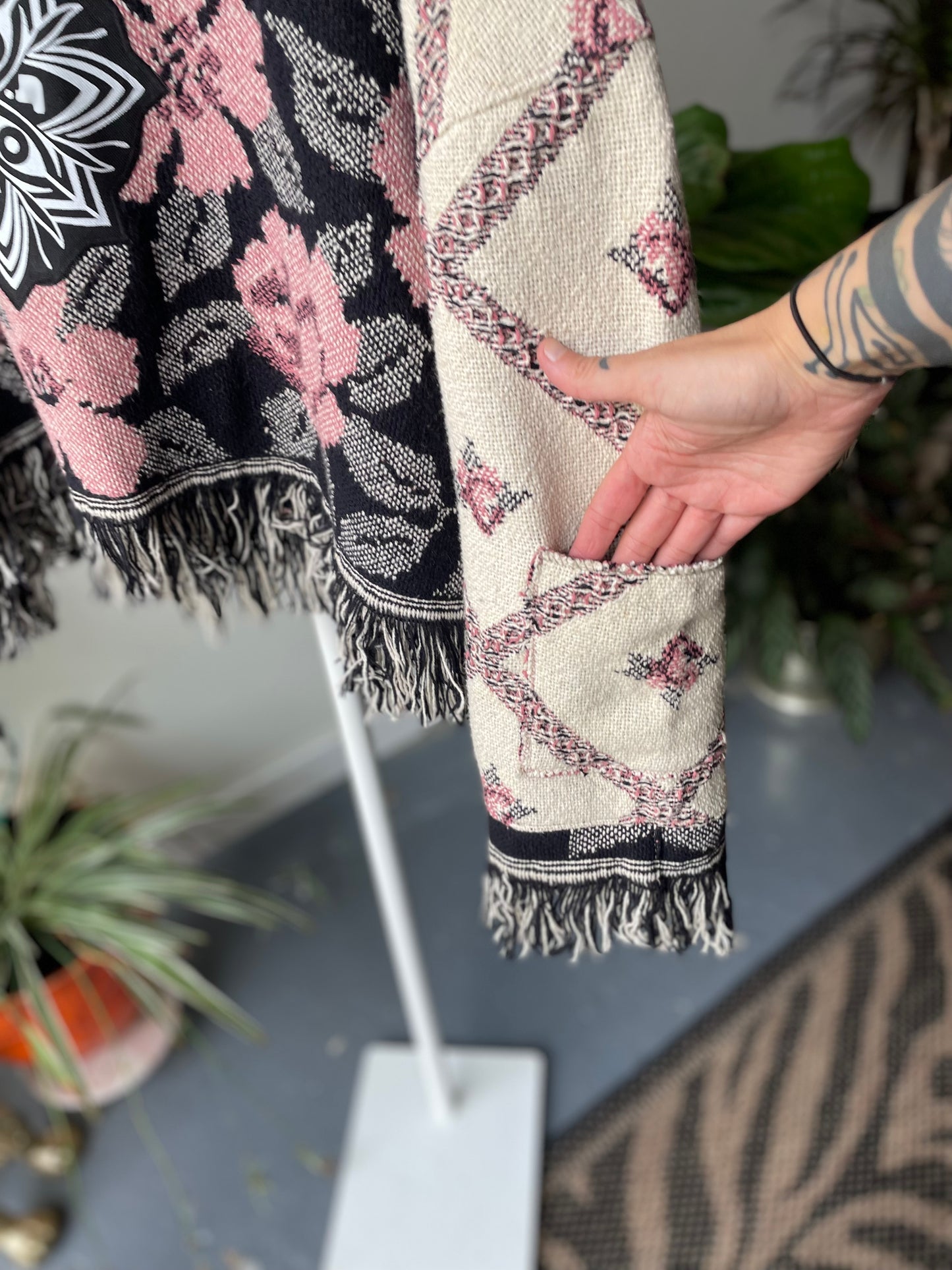 Tipper Tapestry Crop Poncho