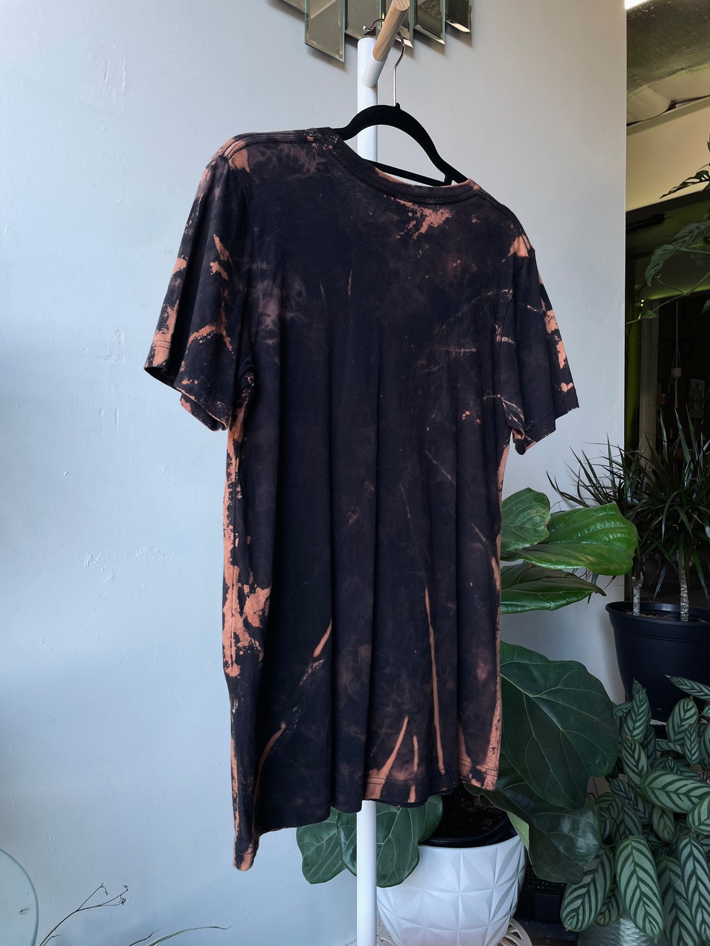 Tiger Moth Bleach Tee Medium