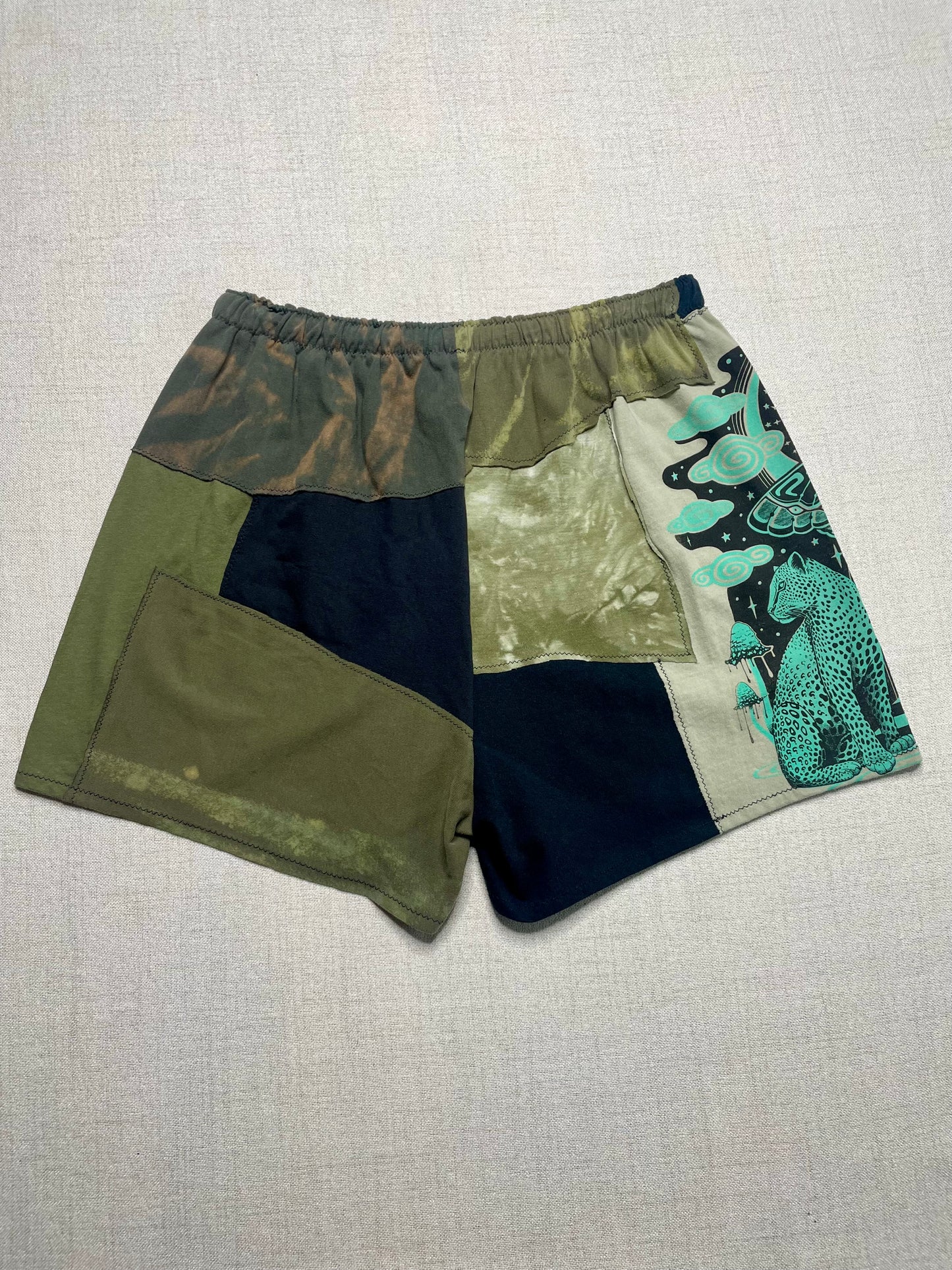 Patchwork Shorts - 31” Elastic - Short L