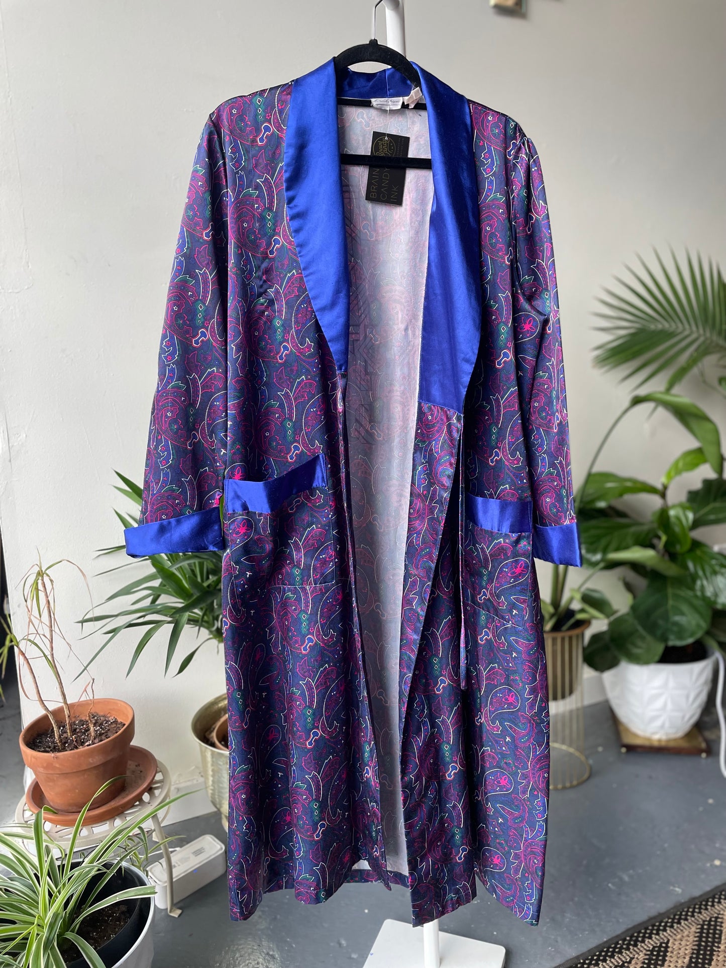 Tipper Question Mark Robe