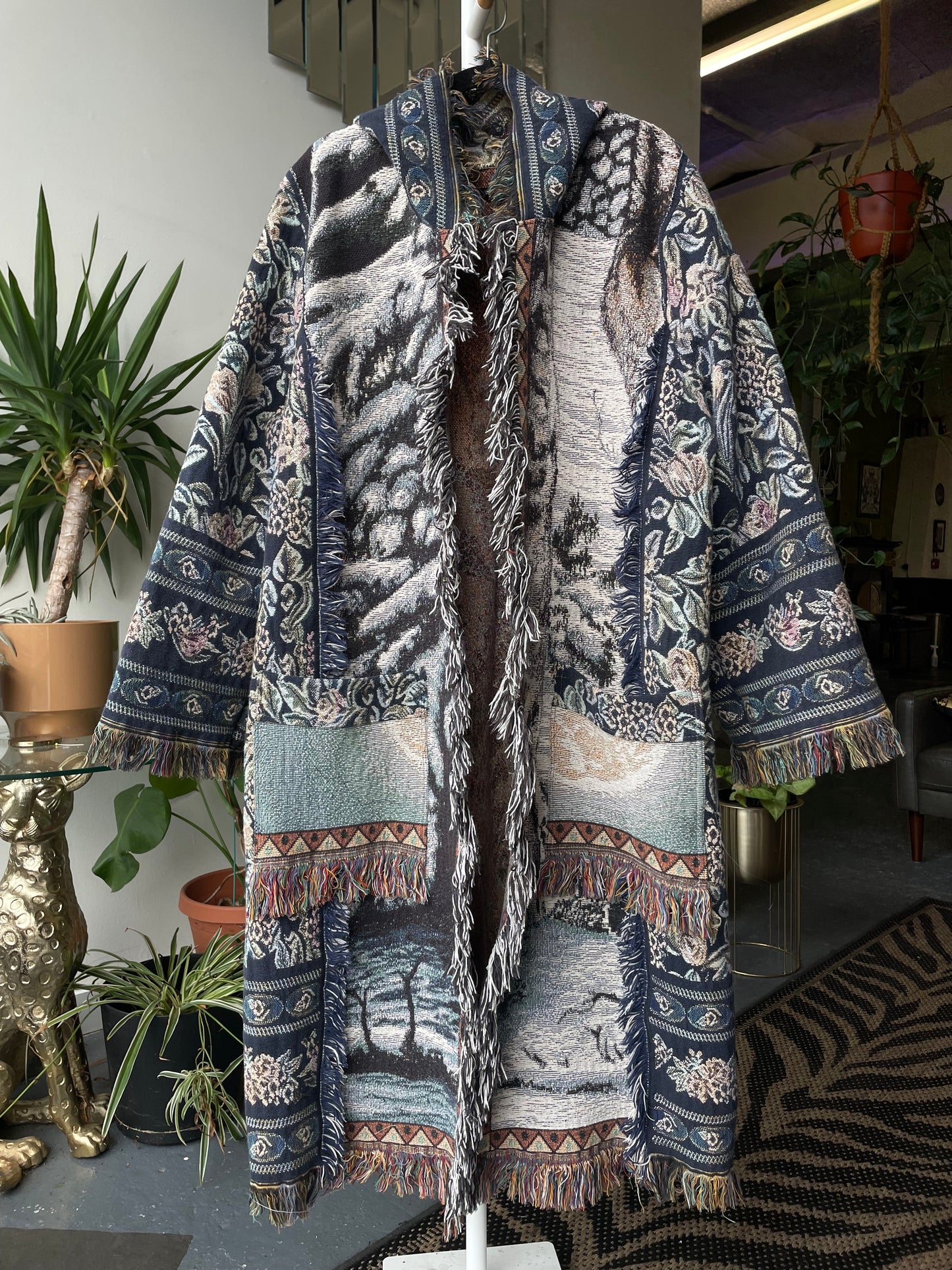 Wolf Tapestry Blanket Coat L/XL