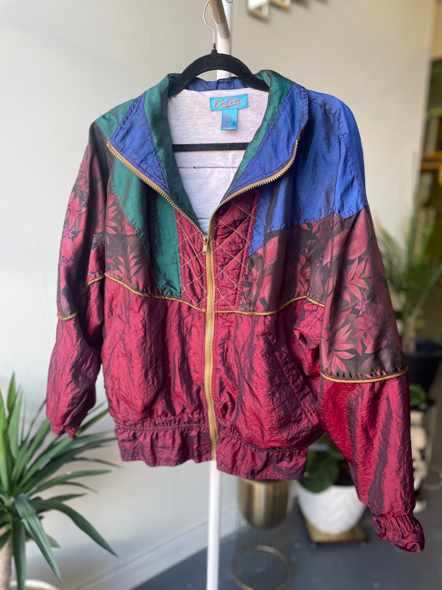 Question Mark Windbreaker Medium