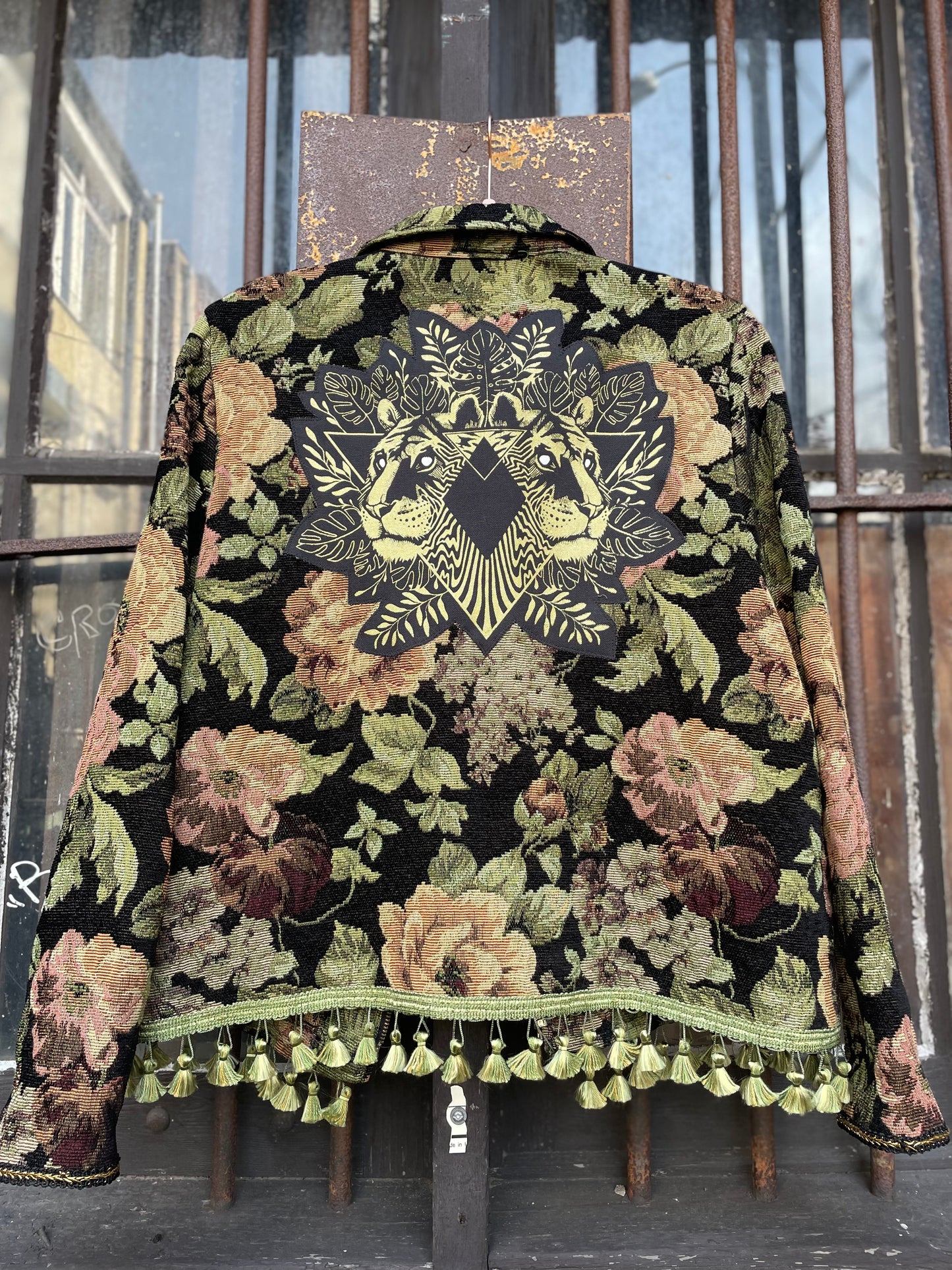 Tiger Tapestry Tassel Jacket XLarge