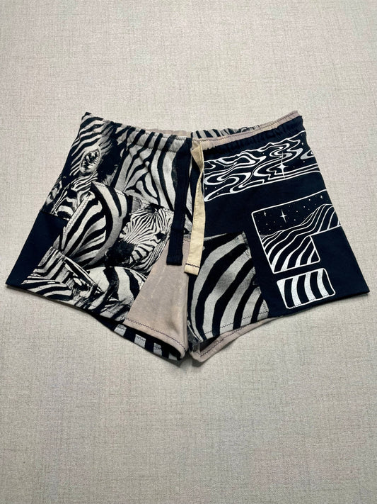 Patchwork Shorts - 28” Elastic - Short S/M