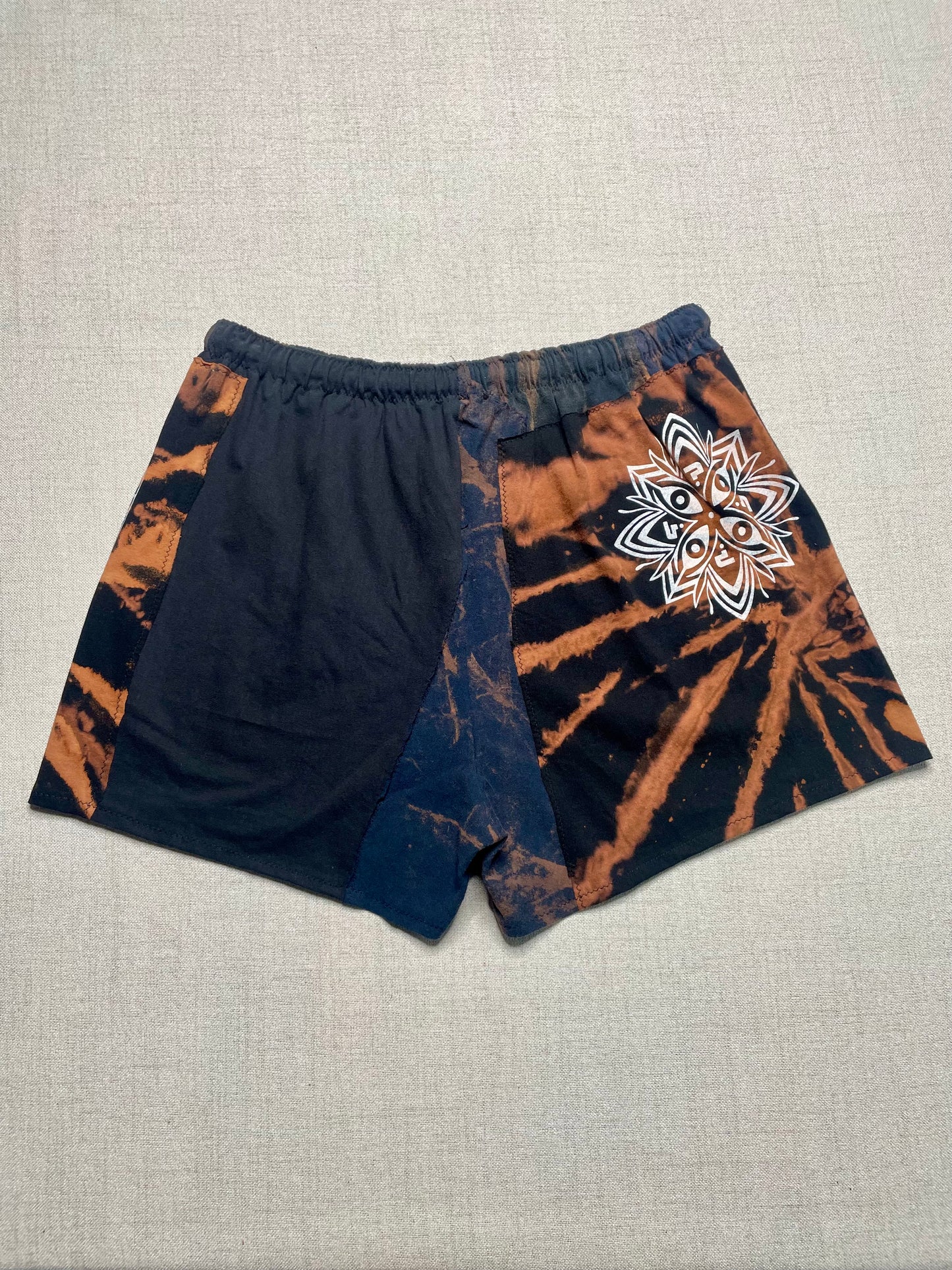 Patchwork Shorts - 31” Elastic - Short L