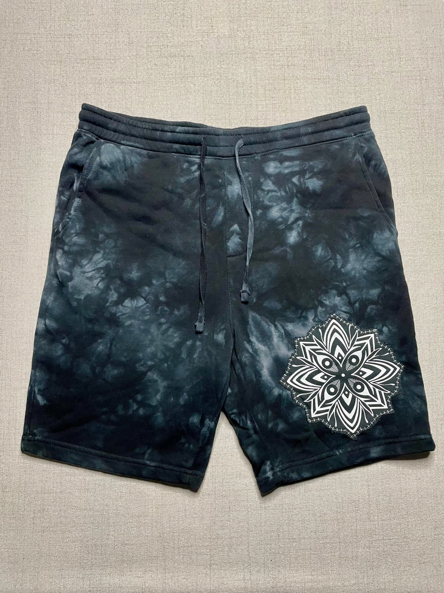Mandala Sweat Shorts Large