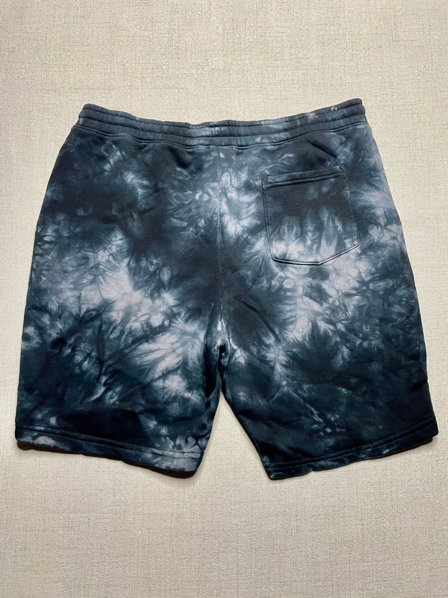 Mandala Sweat Shorts Large