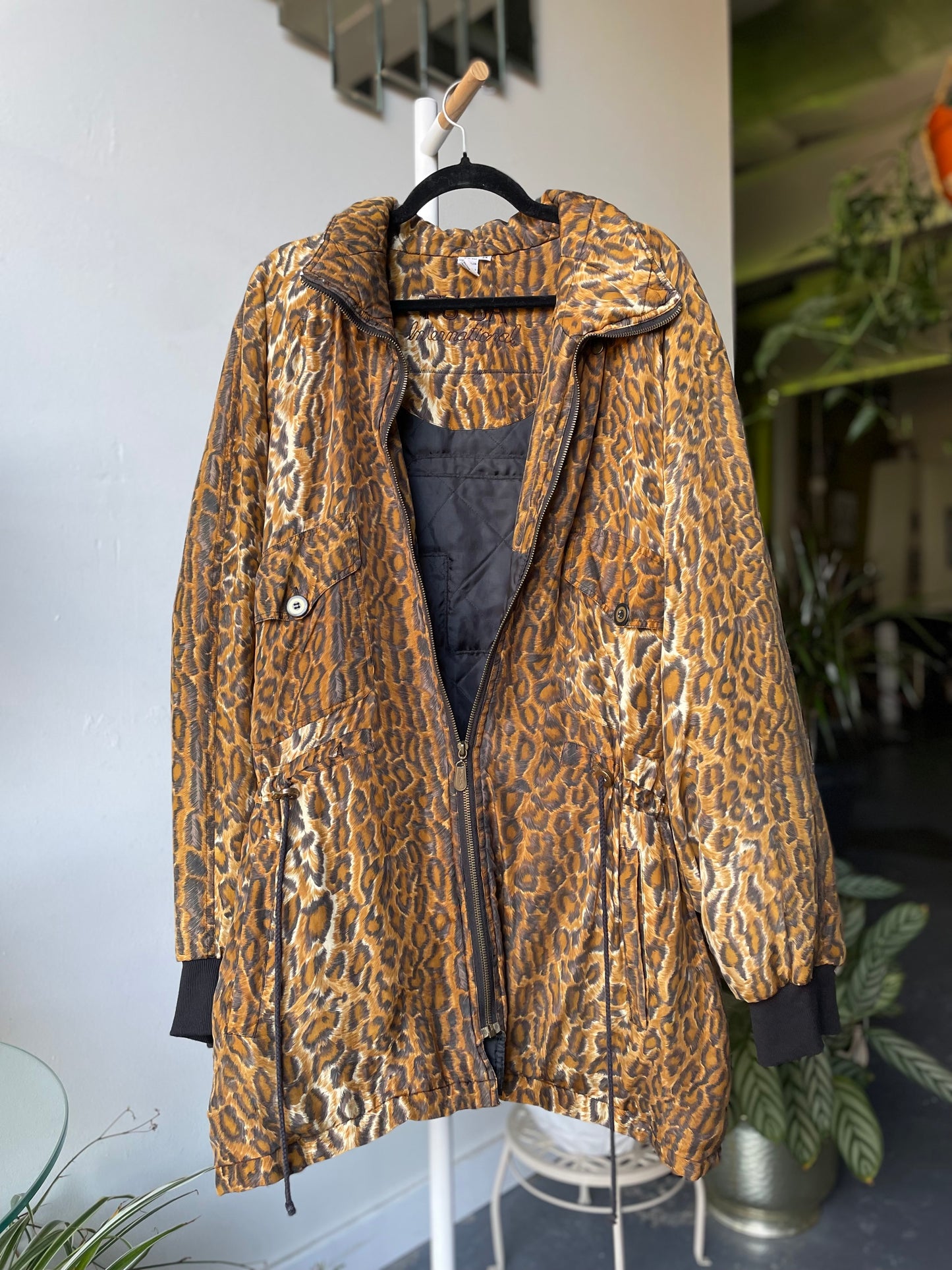 Tipper Silk Windbreaker 3x