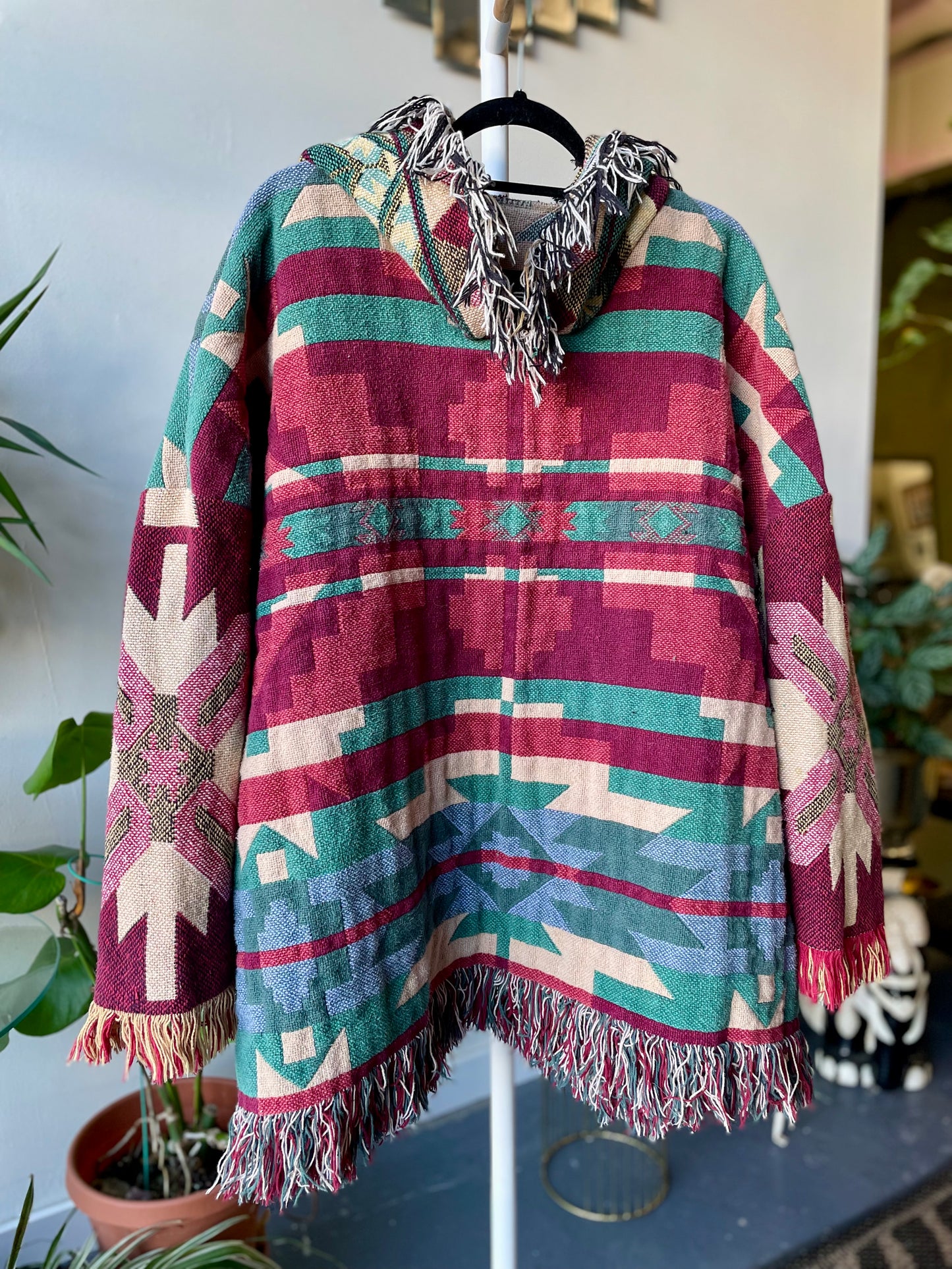 Tapestry Poncho XL
