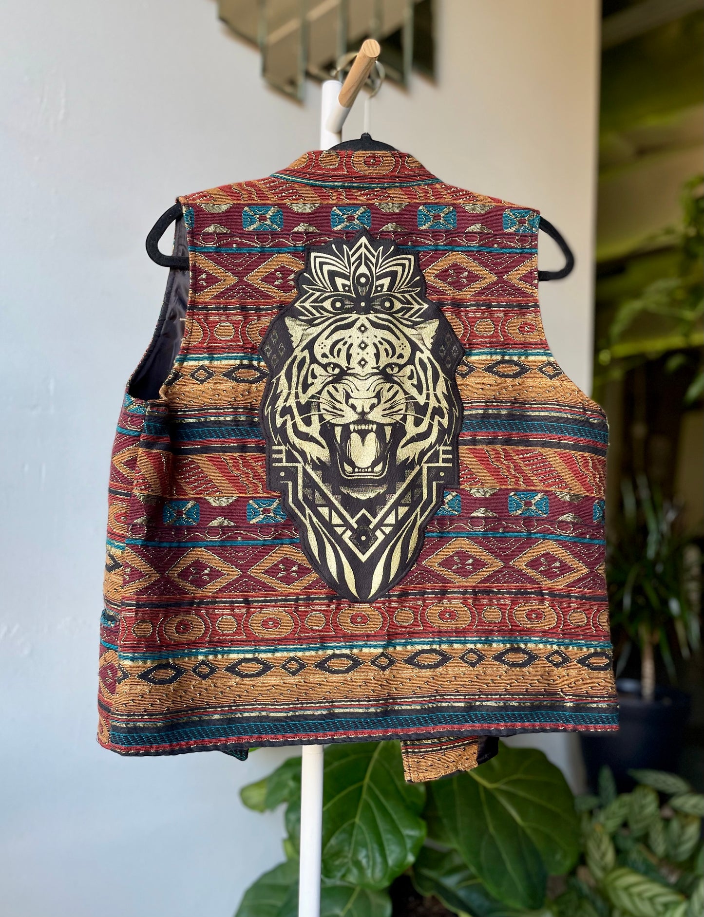Tiger Tapestry Vest XS