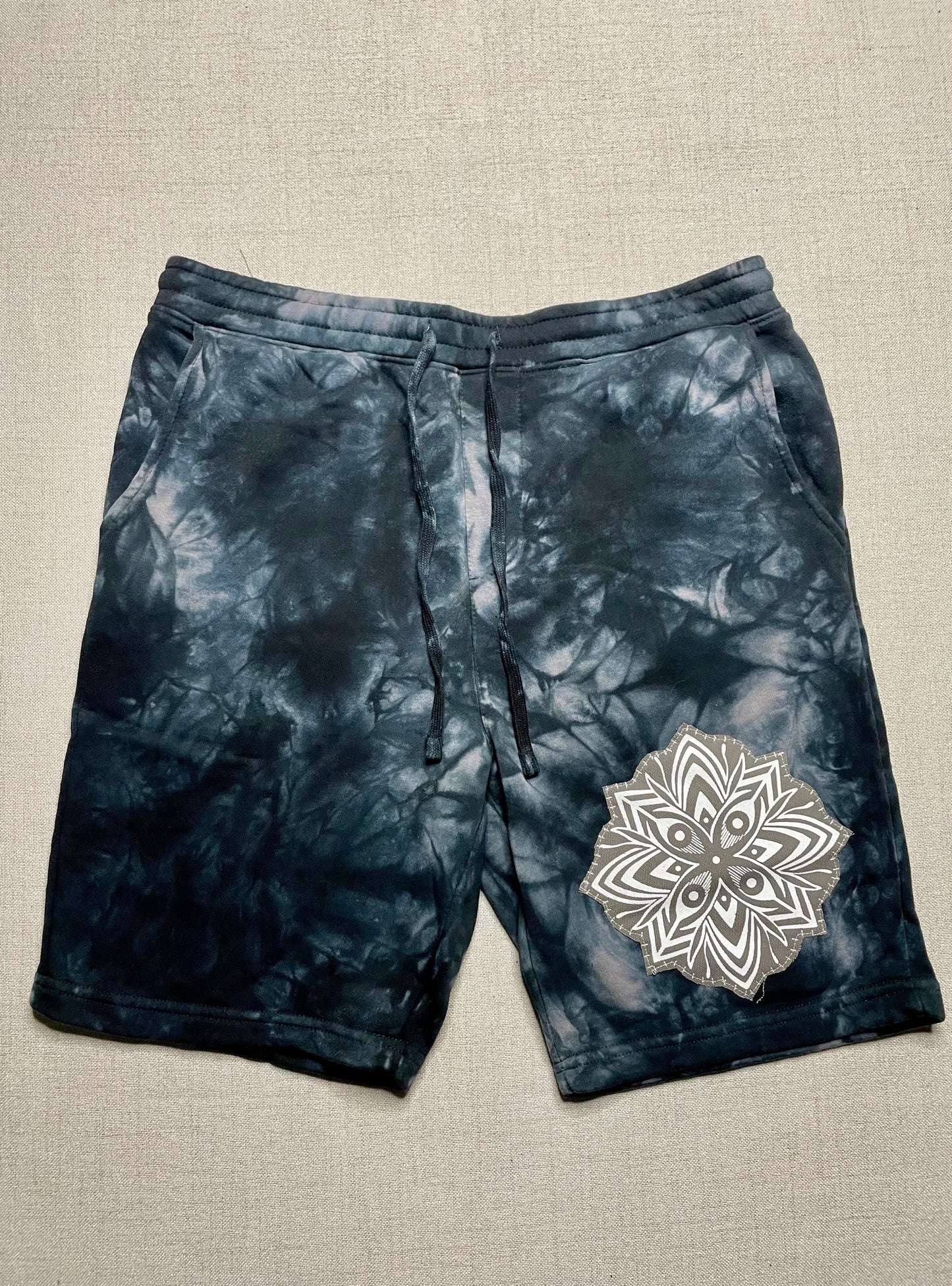 Mandala Sweat Shorts Large