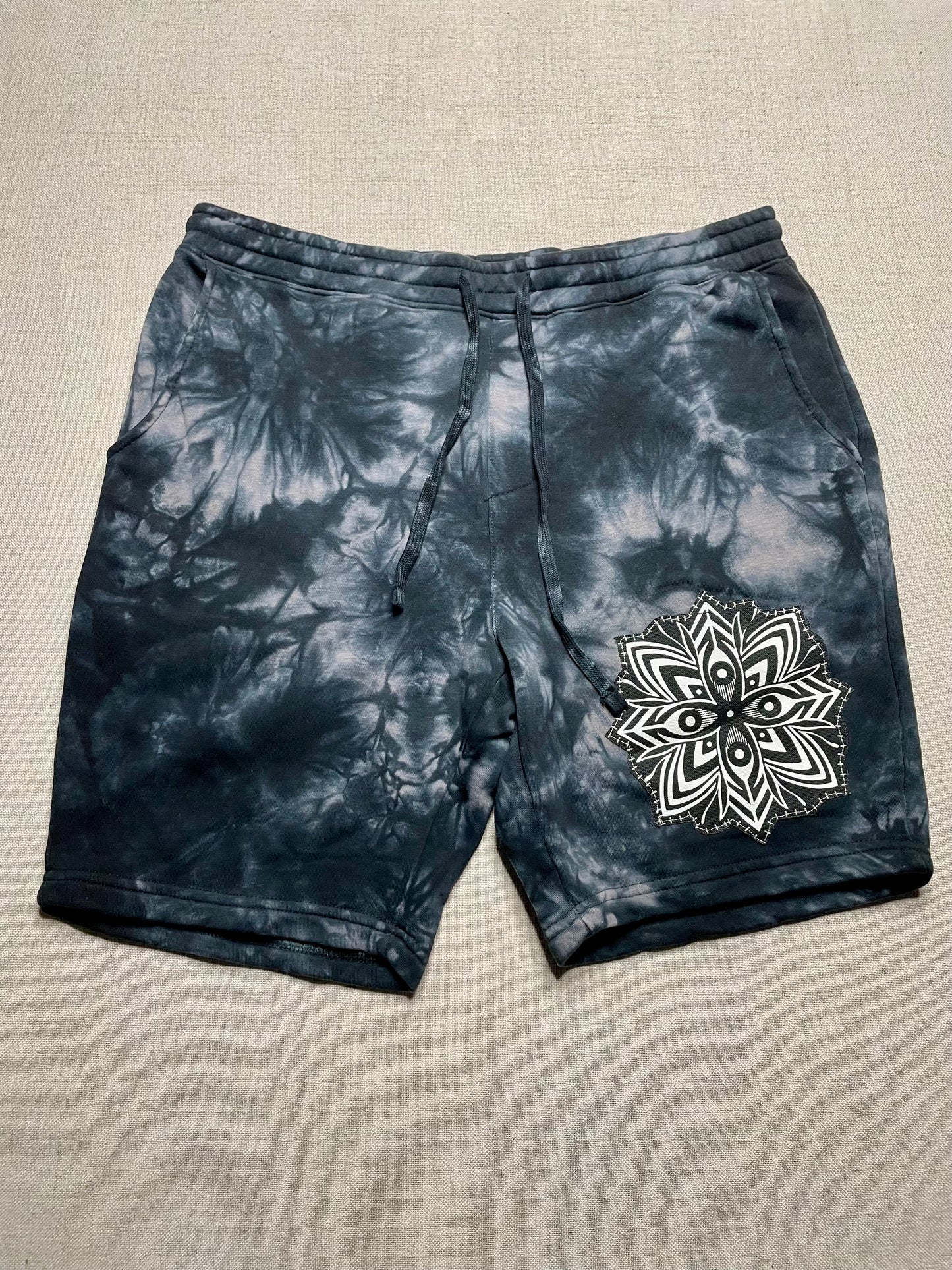 Mandala Sweat Shorts Xlarge