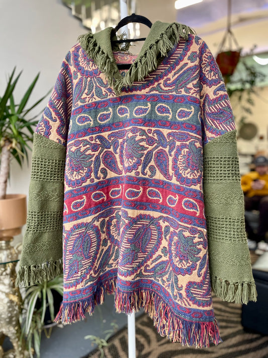 Tapestry Poncho XL
