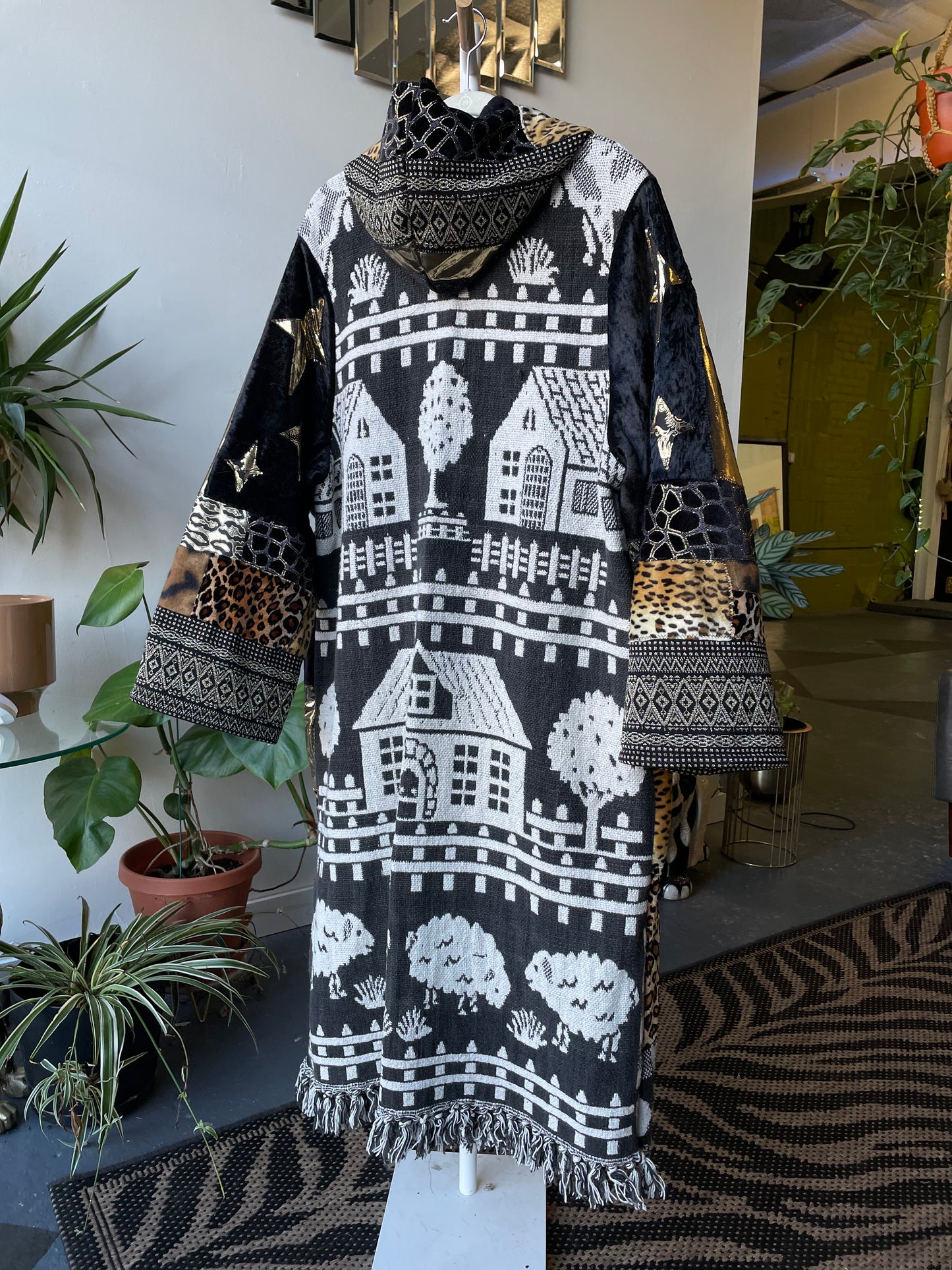 Tapestry Blanket Coat XL