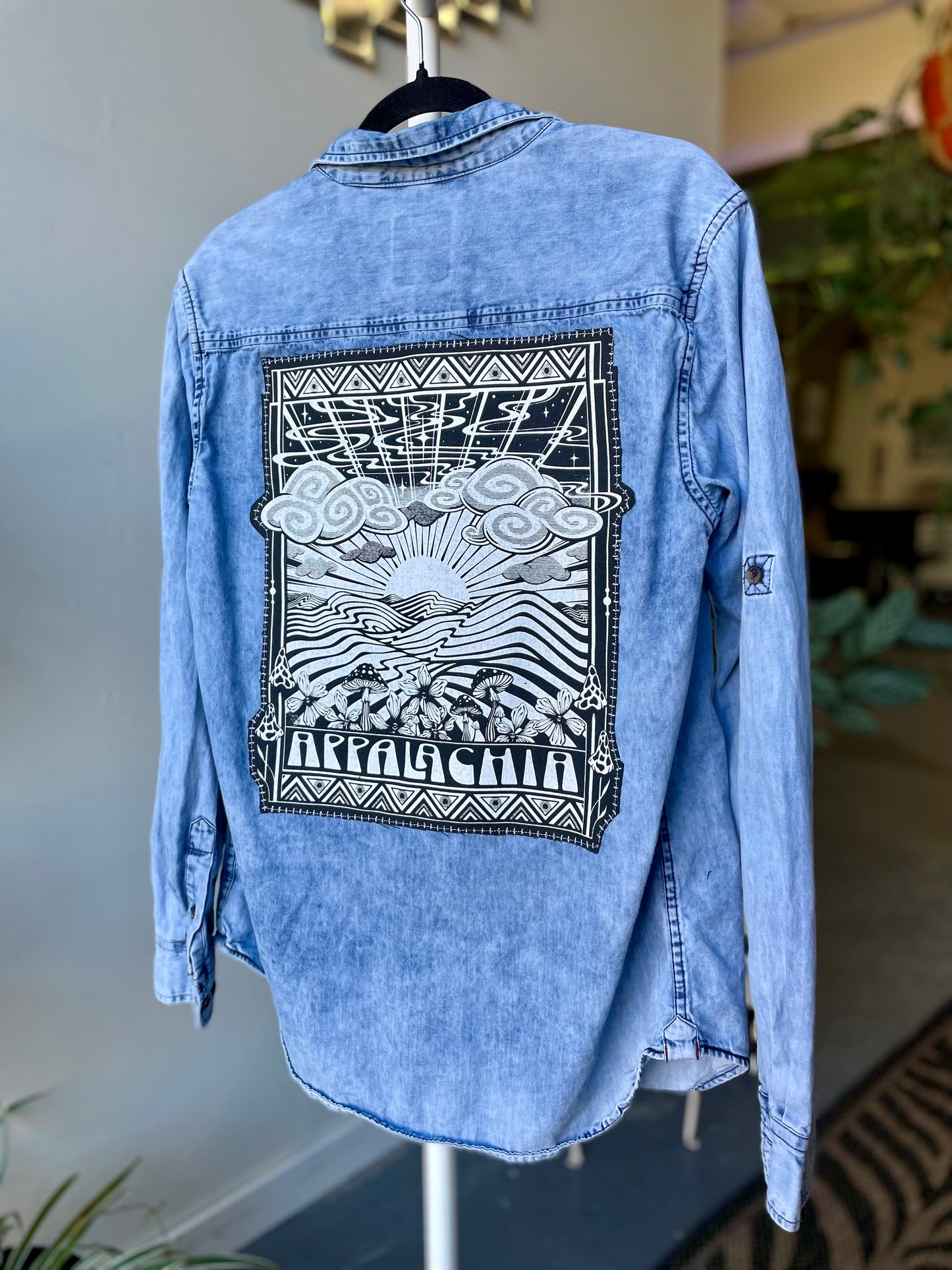 Appalachia Button Up Medium