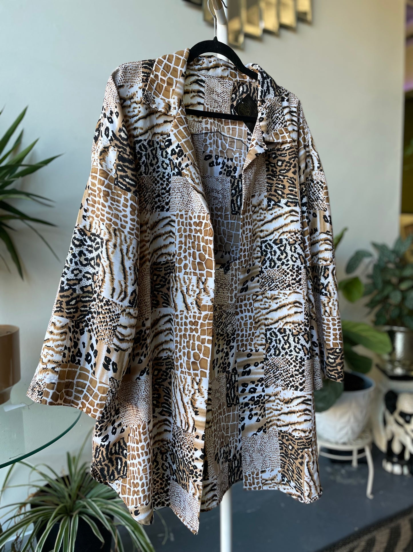 Animal Print Button Up 3x