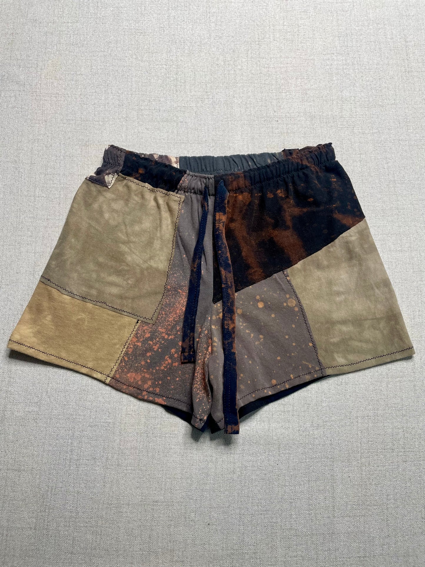 Patchwork Shorts - 27” Elastic - Short S